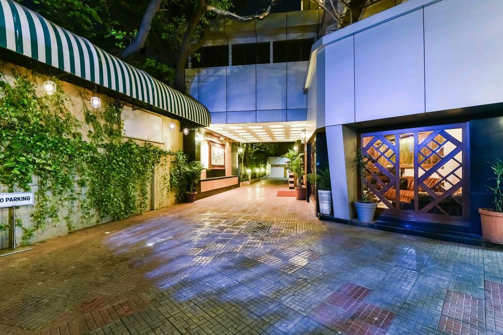 Hotel Metro Palace Bombaj Exteriér fotografie